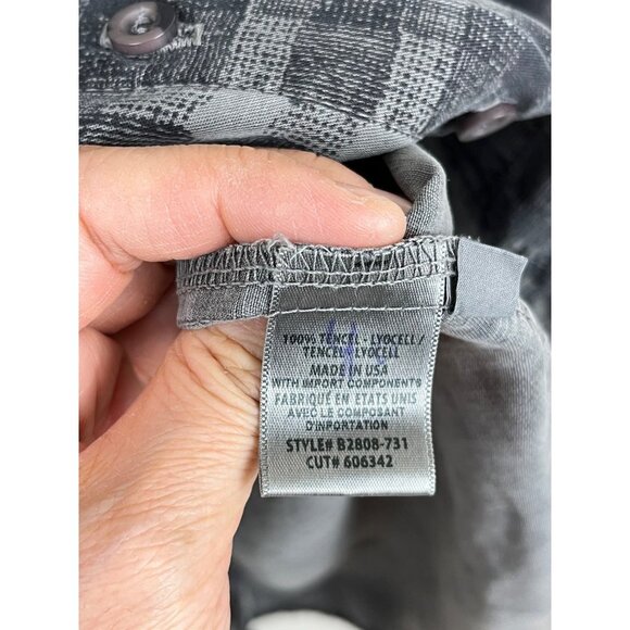 Cloth and Stone 100% Tencel Lyocell plaid button up shirt size S - Picture 6 of 6